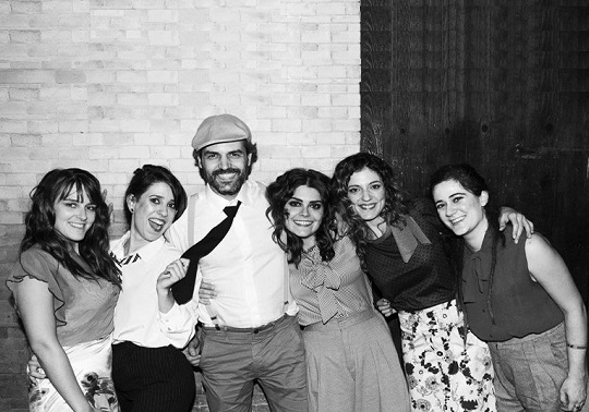 Nina Dinamita & La Swing Milicia